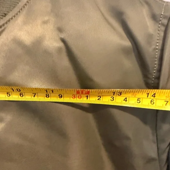 Alpha Industries Sage Green Bomber Jacket - Picture 10 of 13